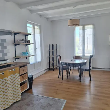 Dans Le Centre De Saint-astier Apartment Saint-Astier (Dordogne)